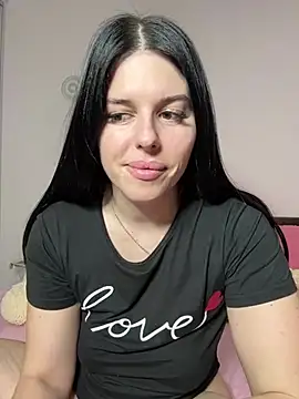 Annatrybebetter online show from 5, 2, 2025