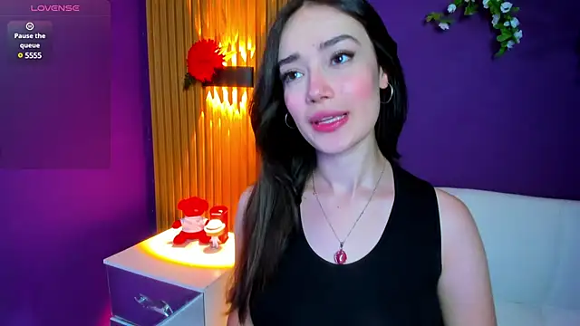 Snapshot of Kate_Amaretto_ chatting on 7, 3, 2025 Kate Amaretto online show from 7, 3, 2025