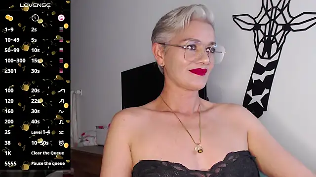 scarlett paris22 online show from 6, 2, 2025