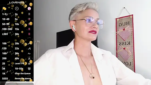 Snapshot of scarlett_paris22 chatting on 11, 2, 2025 scarlett paris22 online show from 11, 2, 2025