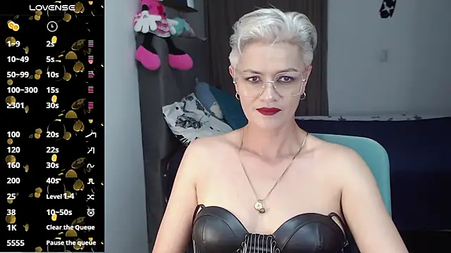 Snapshot of scarlett_paris22 chatting on 18, 2, 2025 scarlett paris22 online show from 18, 2, 2025