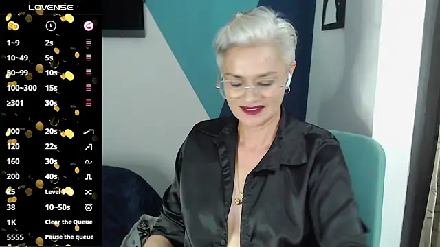 Snapshot of scarlett_paris22 chatting on 25, 2, 2025 scarlett paris22 online show from 25, 2, 2025