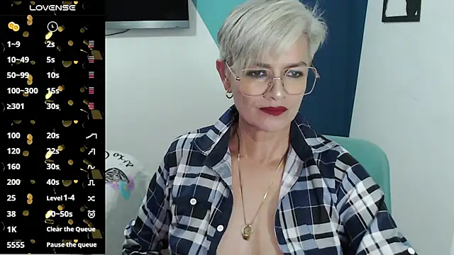 Snapshot of scarlett_paris22 chatting on 11, 3, 2025 scarlett paris22 online show from 11, 3, 2025