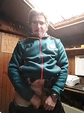 Chris8149 online show from 16, 2, 2025