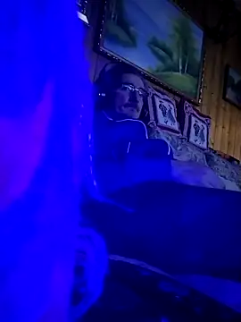 Chris8149 online show from 24, 2, 2025