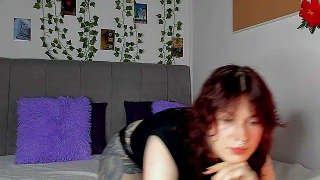 Snapshot of miss_Lizzy chatting on 20, 10, 2025 miss Lizzy online show from 20, 10, 2025