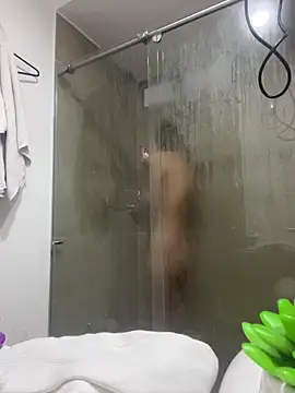 Snapshot of Ameellie chatting on 28, 10, 2025 Ameellie online show from 28, 10, 2025