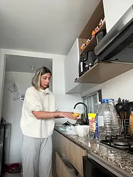 Snapshot of Ameellie chatting on 21, 11, 2025 Ameellie online show from 21, 11, 2025