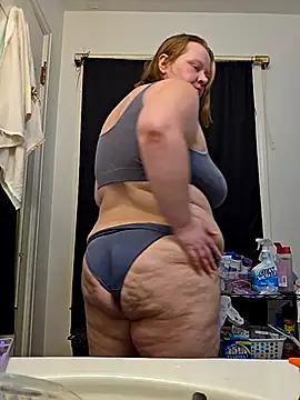 Snapshot of virgieblanca chatting on 4, 10, 2025 virgieblanca online show from 4, 10, 2025