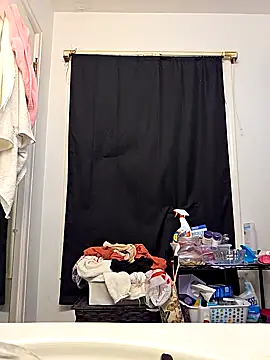 Snapshot of virgieblanca chatting on 14, 10, 2025 virgieblanca online show from 14, 10, 2025