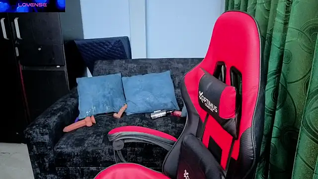 Snapshot of charlotee_lovee69 chatting on 14, 3, 2026 charlotee lovee69 online show from 14, 3, 2026