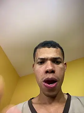 MoiseXxx 777 online show from 25, 1, 2025