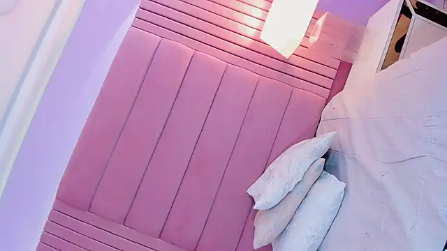 andrea alvarz online show from 7, 2, 2025