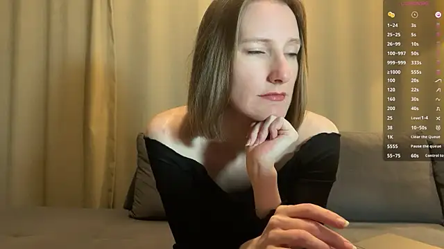 MonikaBos online show from 7, 12, 2024