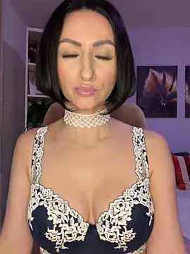 KatyEvanss online show from 25, 11, 2025