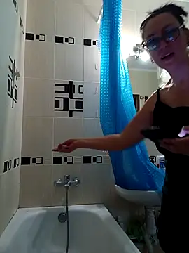 Ulyana72882 online show from 9, 2, 2025