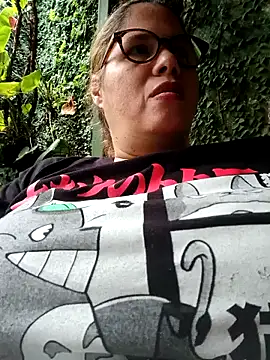 EllisW8 online show from 4, 2, 2025
