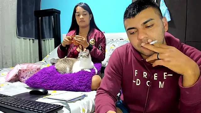 Snapshot of 2ScarletandRyan8 chatting on 17, 11, 2025 2ScarletandRyan8 online show from 17, 11, 2025