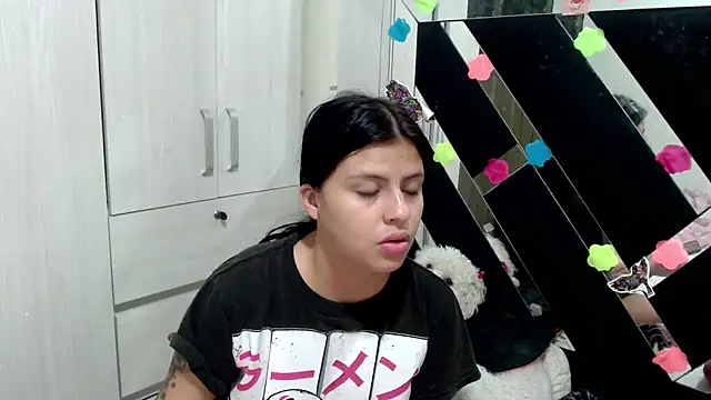 Snapshot of katery_wok11 chatting on 22, 10, 2025 katery wok11 online show from 22, 10, 2025