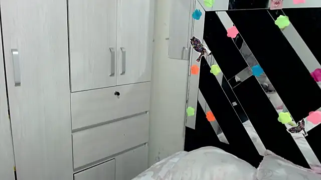 Snapshot of katery_wok11 chatting on 10, 11, 2025 katery wok11 online show from 10, 11, 2025