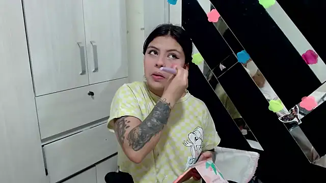 Snapshot of katery_wok11 chatting on 13, 11, 2025 katery wok11 online show from 13, 11, 2025