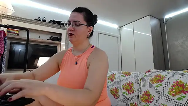 ILoveToFeelU online show from 22, 11, 2025