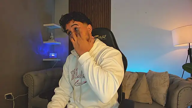 liam collins21 online show from 25, 2, 2026