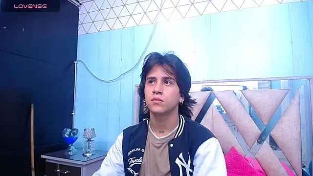 alex 477 online show from 8, 3, 2025