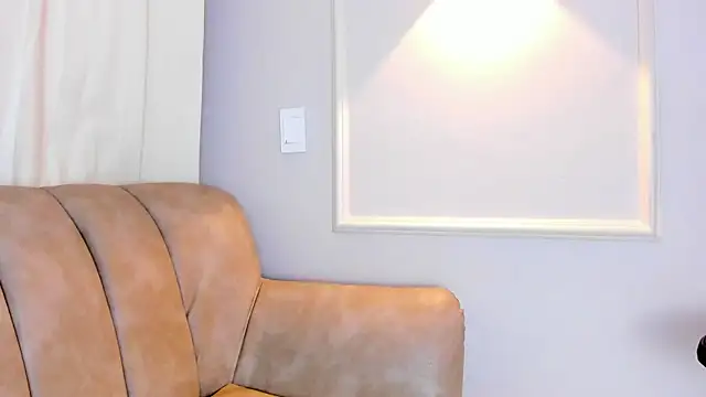 Lia walton online show from 18, 3, 2025