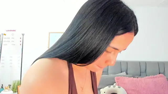 Gigi-bom online show from 10, 1, 2026