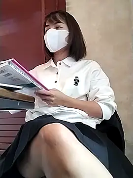 Michiko1 online show from 10, 3, 2025