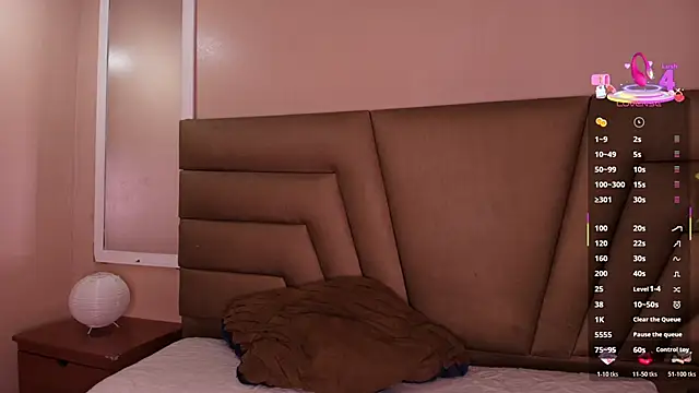 Snapshot of Feniix__ chatting on 24, 10, 2025 Feniix online show from 24, 10, 2025