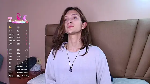 Snapshot of Feniix__ chatting on 30, 10, 2025 Feniix online show from 30, 10, 2025