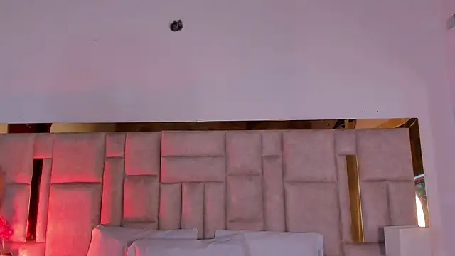 Miss Abigail  online show from 5, 11, 2025