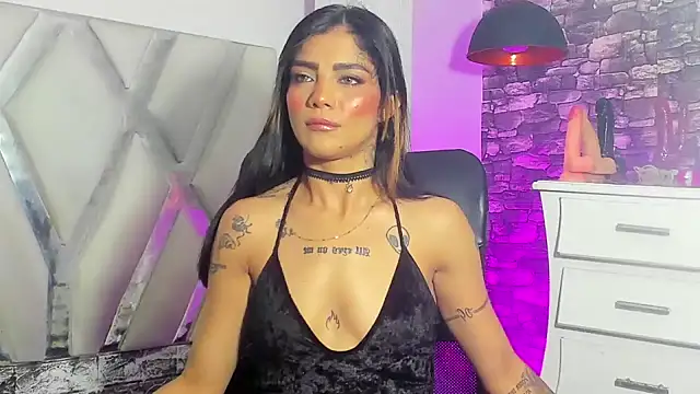 Trinna harperr online show from 16, 1, 2025