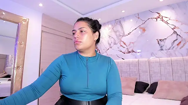 kiana cream online show from 17, 11, 2025