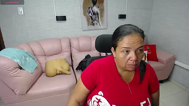 Penelope Nipples  online show from 24, 12, 2024