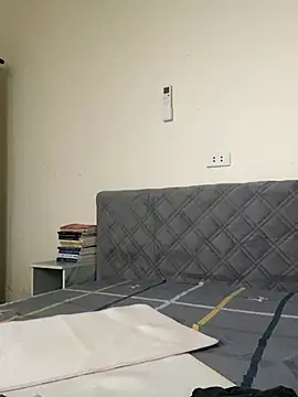 Snapshot of Ruby_bear chatting on 10, 11, 2025 Ruby bear online show from 10, 11, 2025