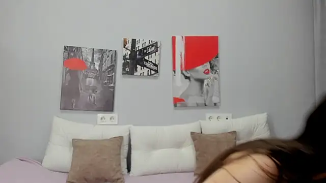 Tiny JuJu online show from 9, 11, 2025