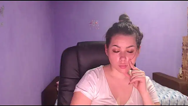 LovelyJulliette online show from 15, 1, 2025