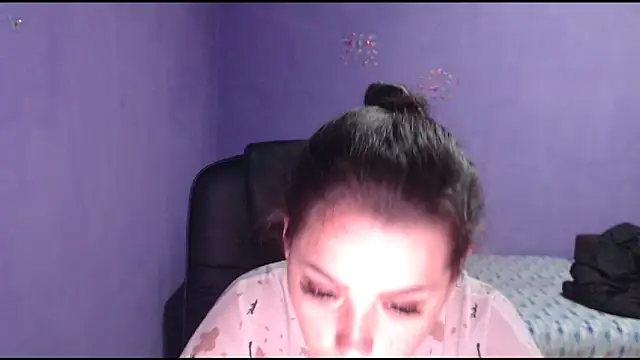 LovelyJulliette online show from 28, 1, 2025