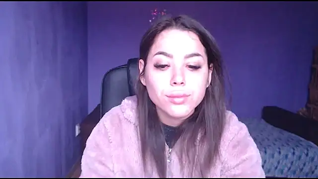 LovelyJulliette online show from 1, 2, 2025