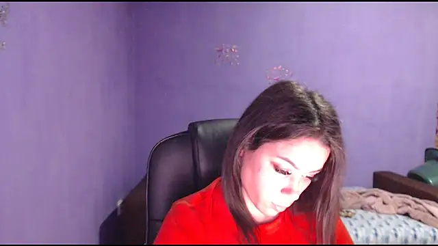 LovelyJulliette online show from 1, 2, 2025