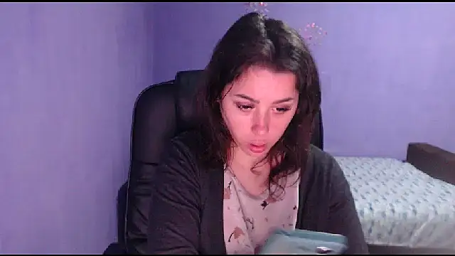 LovelyJulliette online show from 3, 2, 2025