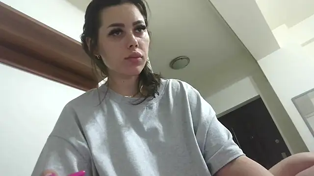 LovelyJulliette online show from 7, 3, 2026