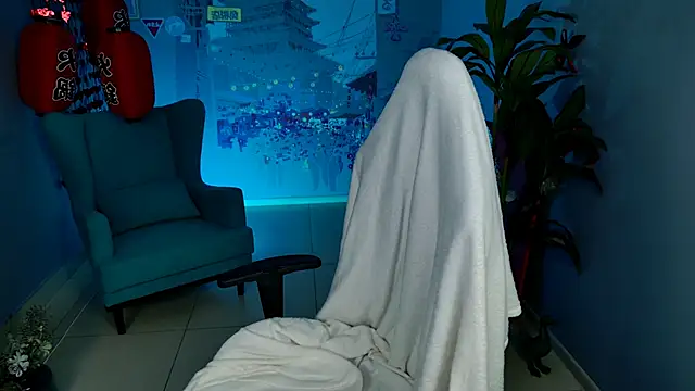 VeliraBraitberg online show from 5, 3, 2026