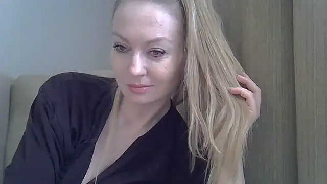 ZarinaSwift online show from 12, 2, 2025
