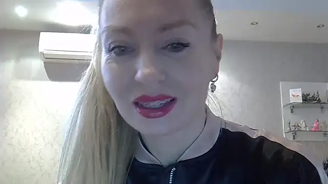 ZarinaSwift online show from 28, 2, 2025