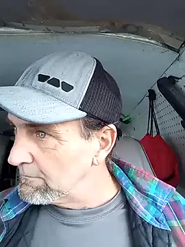 Hotbodyscottie online show from 9, 12, 2024