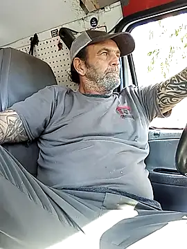 Hotbodyscottie online show from 20, 2, 2025